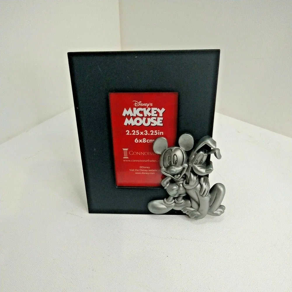 Brand New Disney Mickey Mouse and Pluto Picture Frame, Connoisseur, 2001, 3D